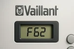 errore-f62-caldaia-vaillant.webp Schermo Vaillant con errore F62 attivo